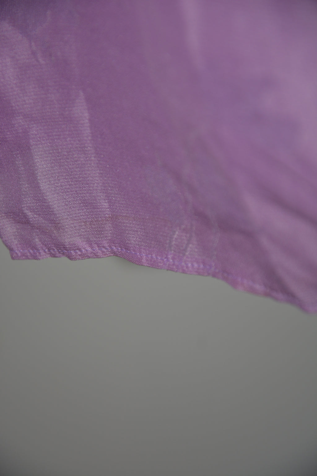 Jupe en soie violette à fleurs