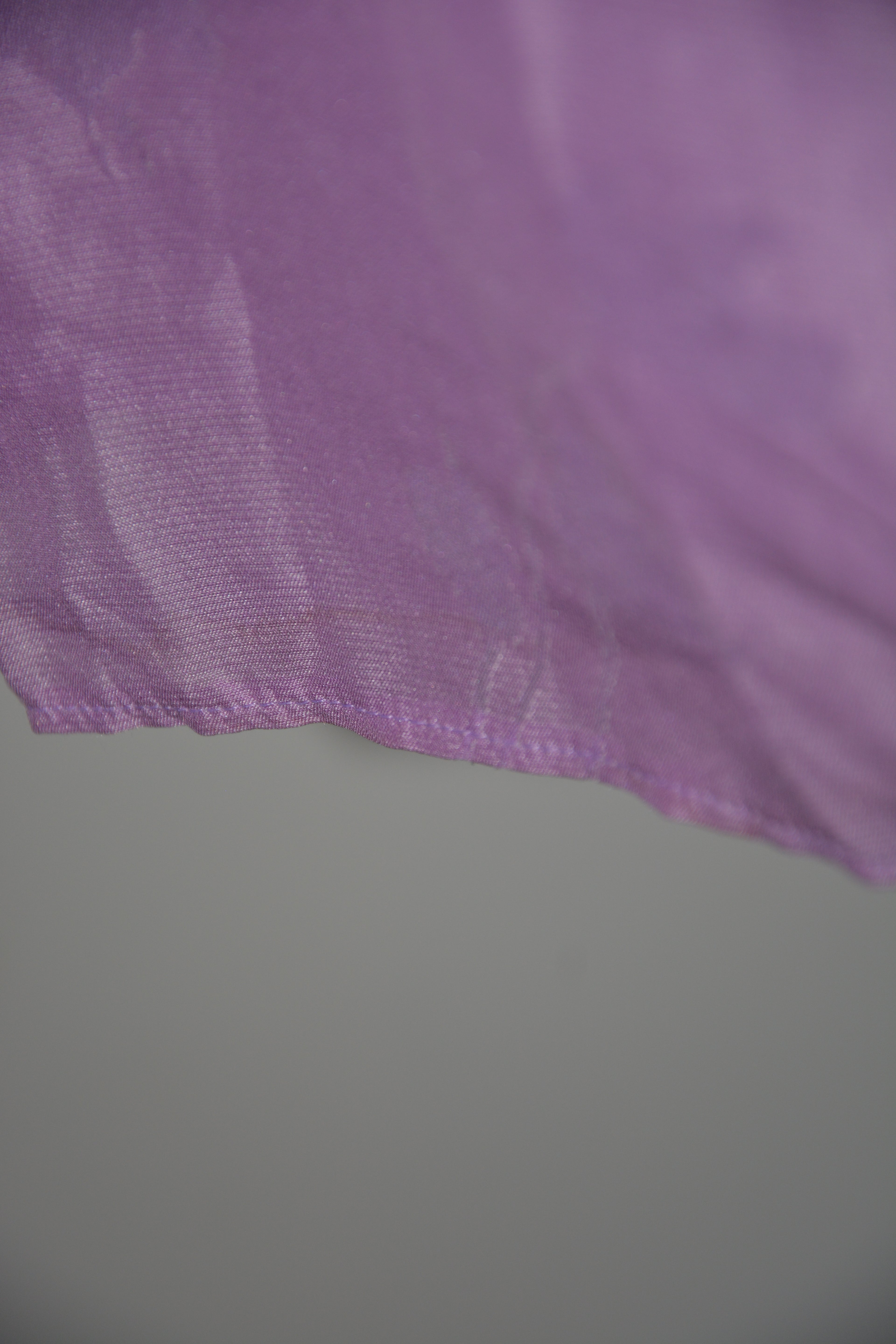 Jupe en soie violette à fleurs