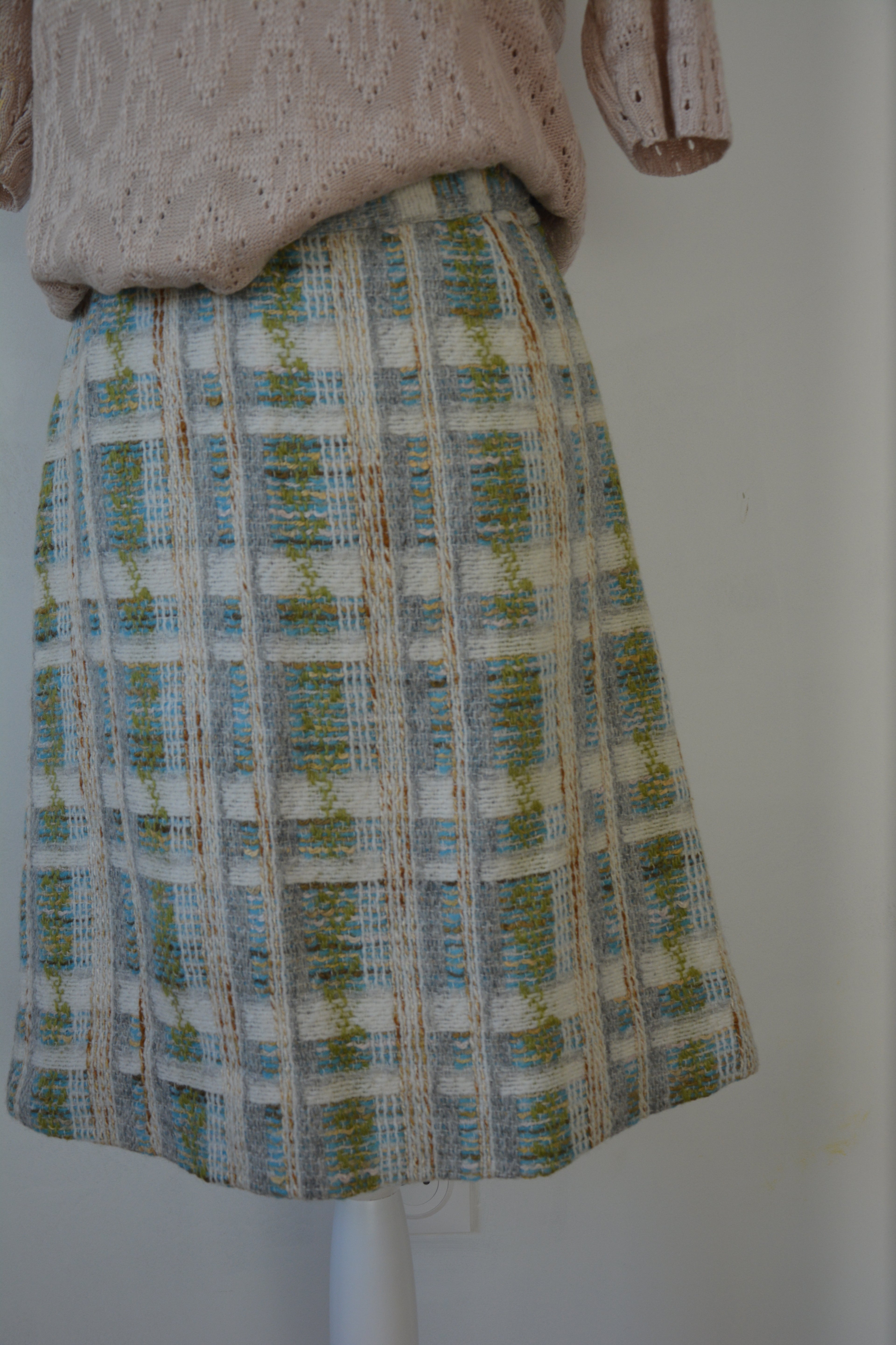 Jupe tweed à carreaux pastel