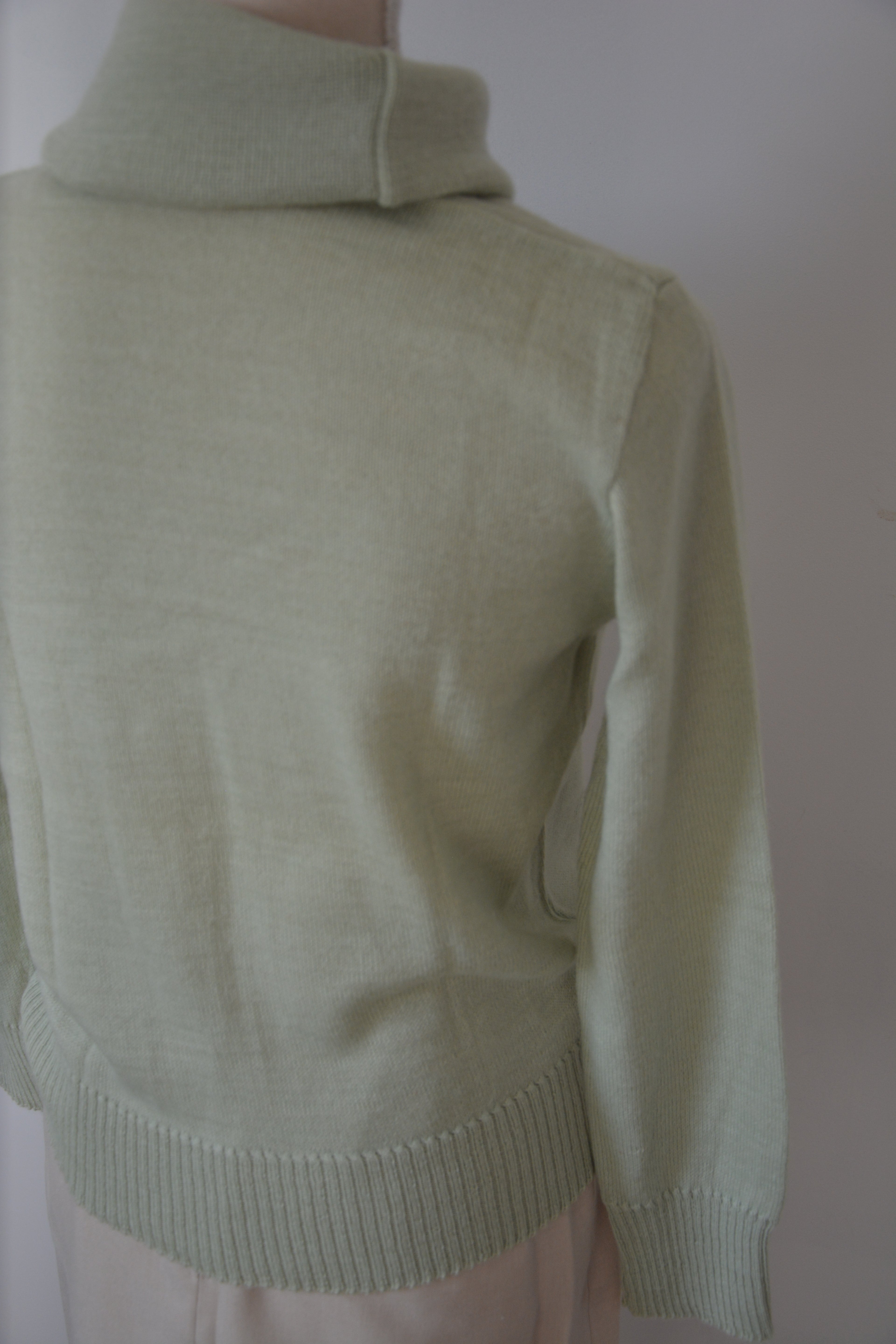 Pull col roulé vert clair - Fabriqué en France