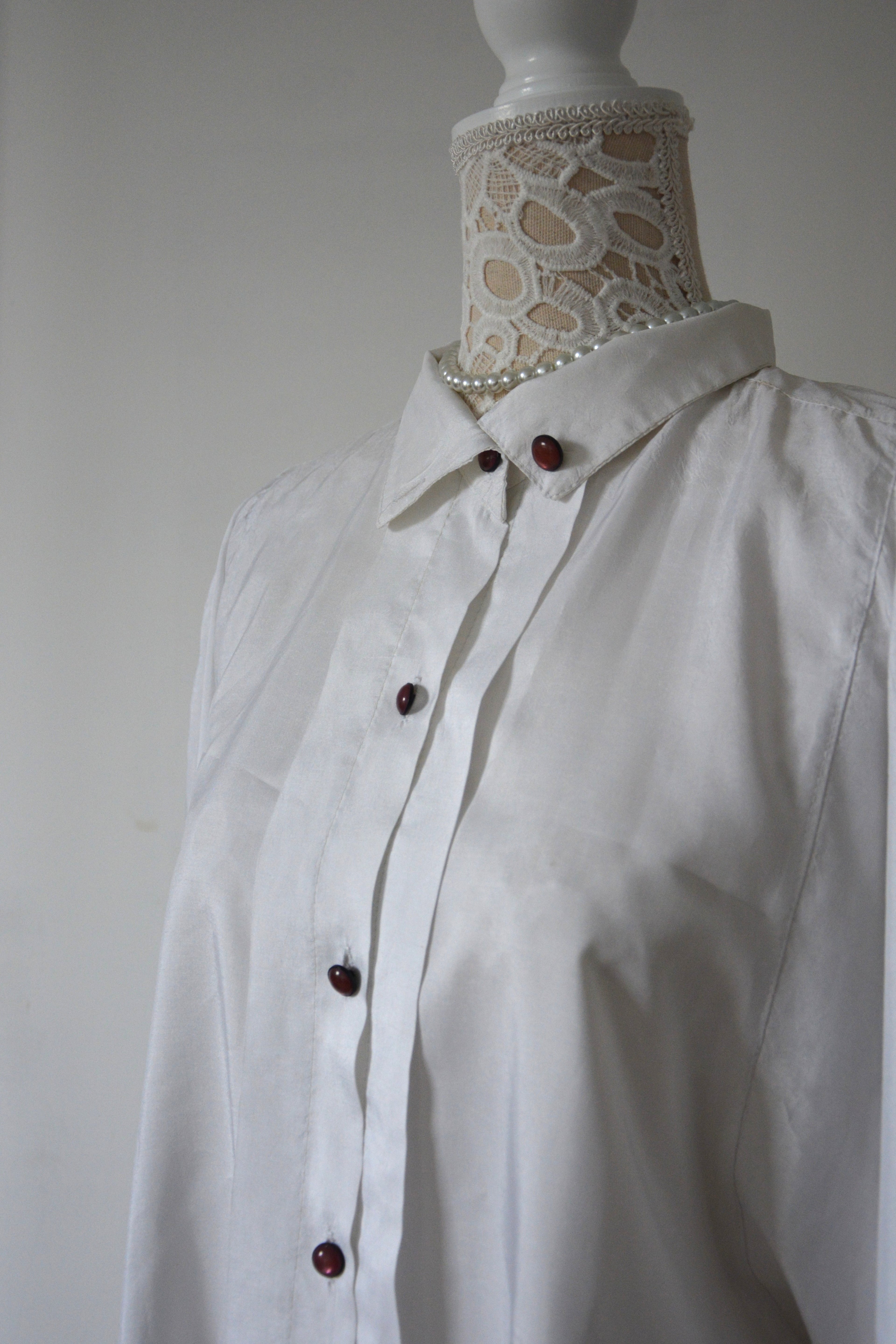 Chemise blanche effet satiné
