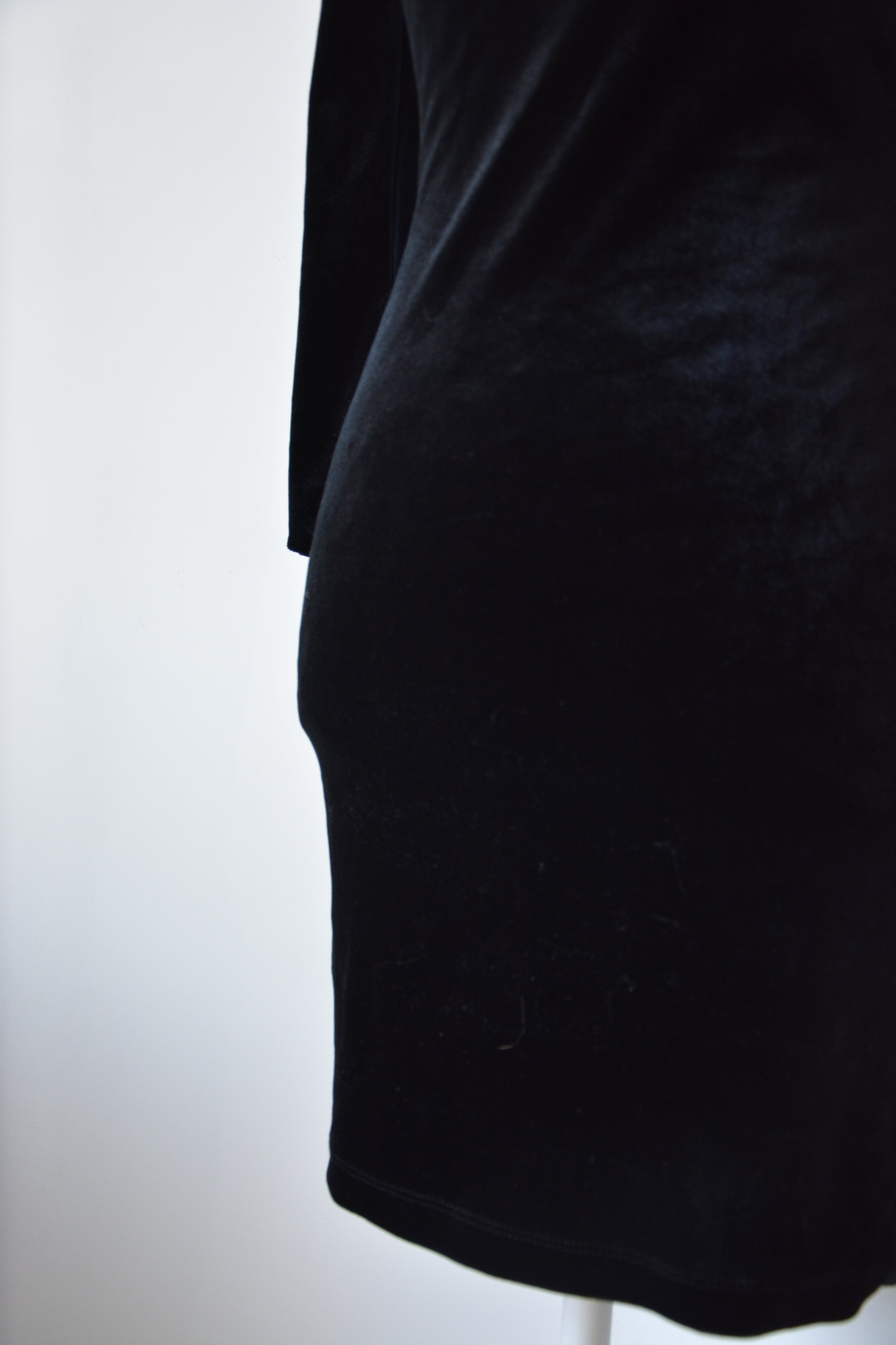 Robe velours col bardot