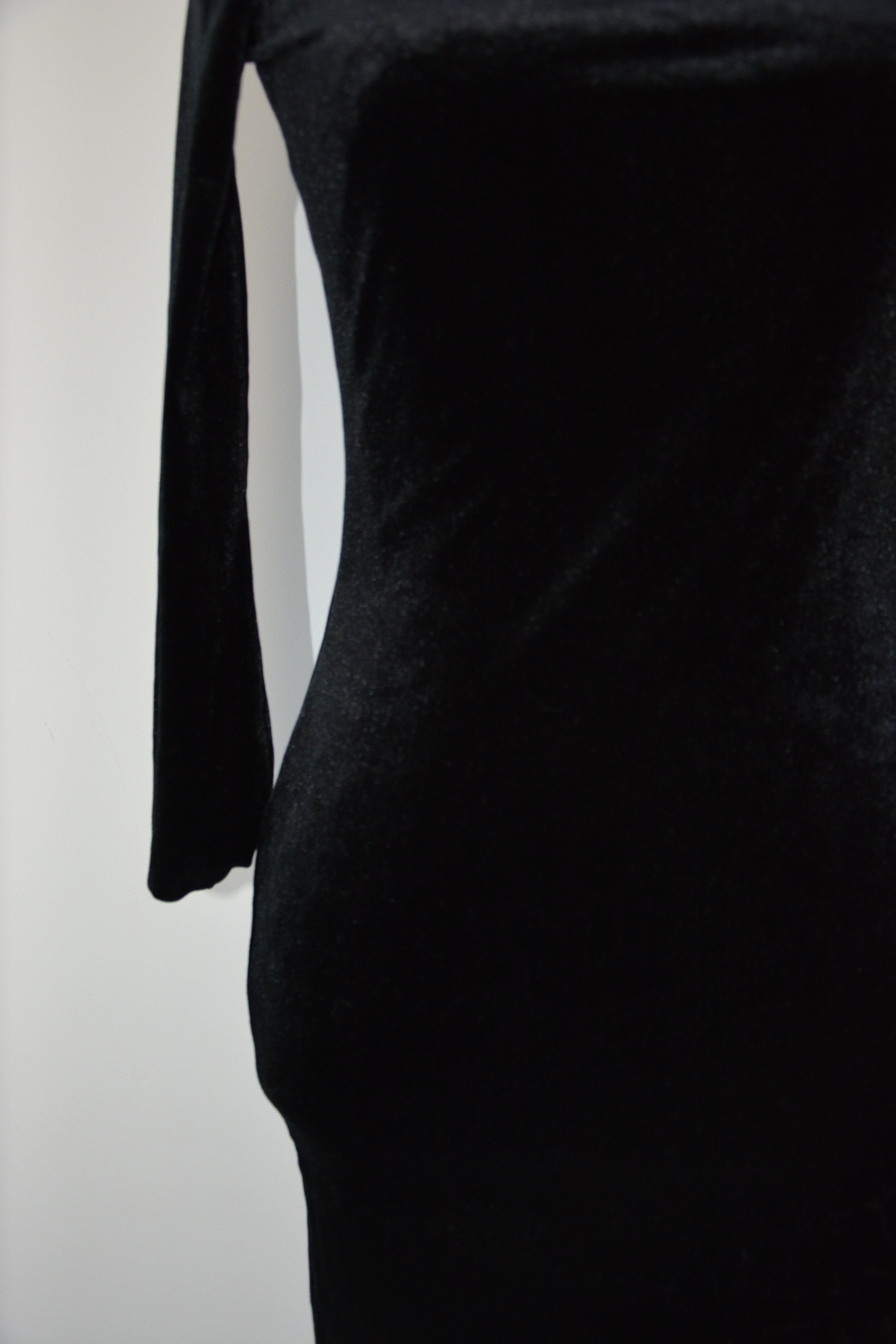 Robe velours col bardot