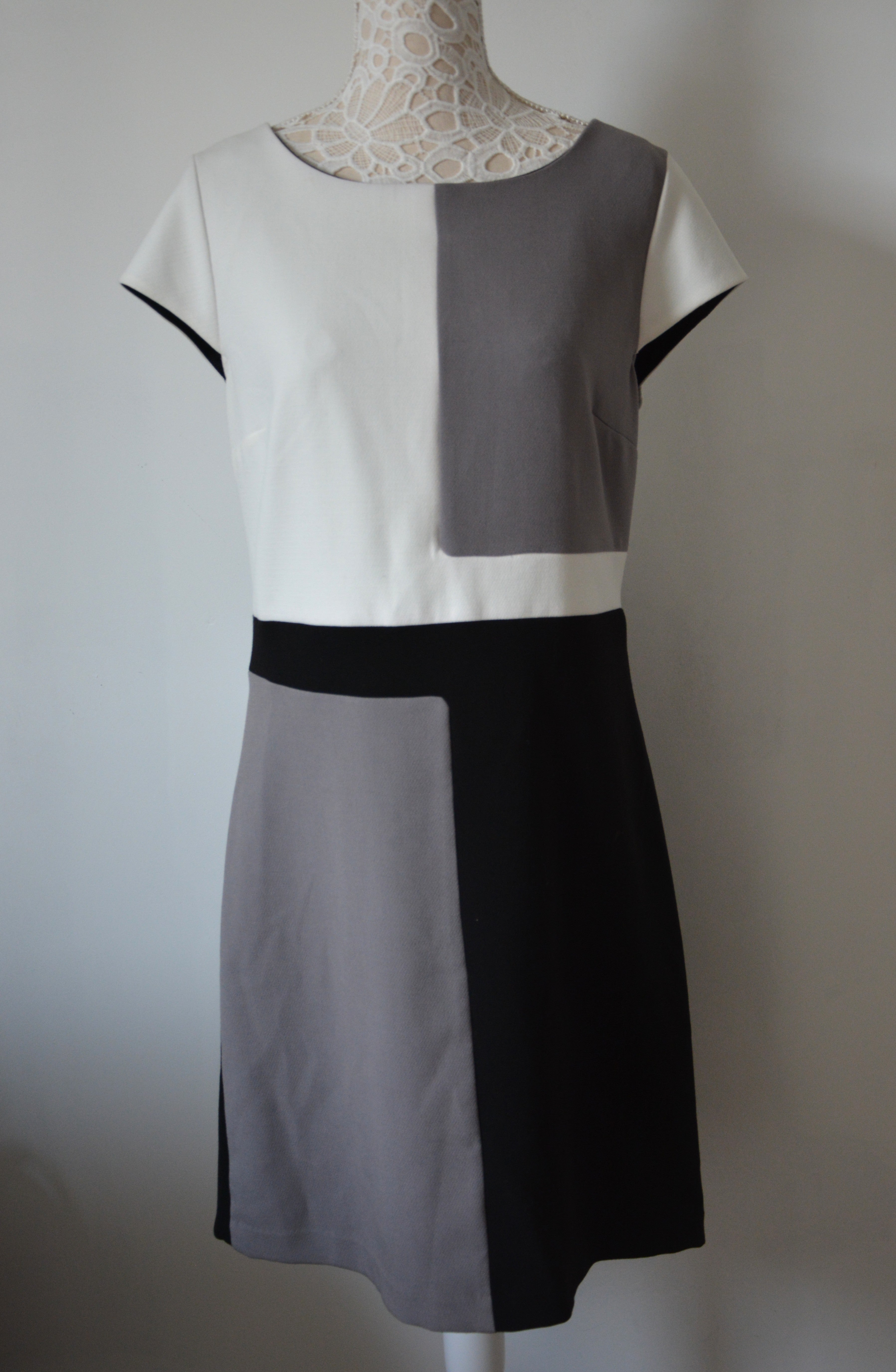 Robe droite à motif retro