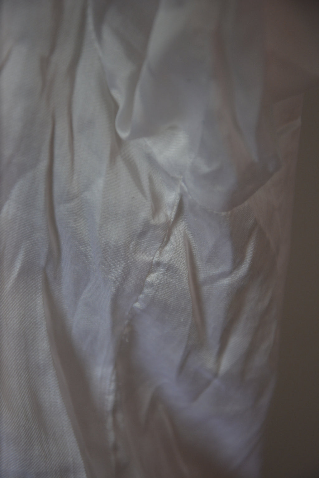 Blouse blanche à froufrous