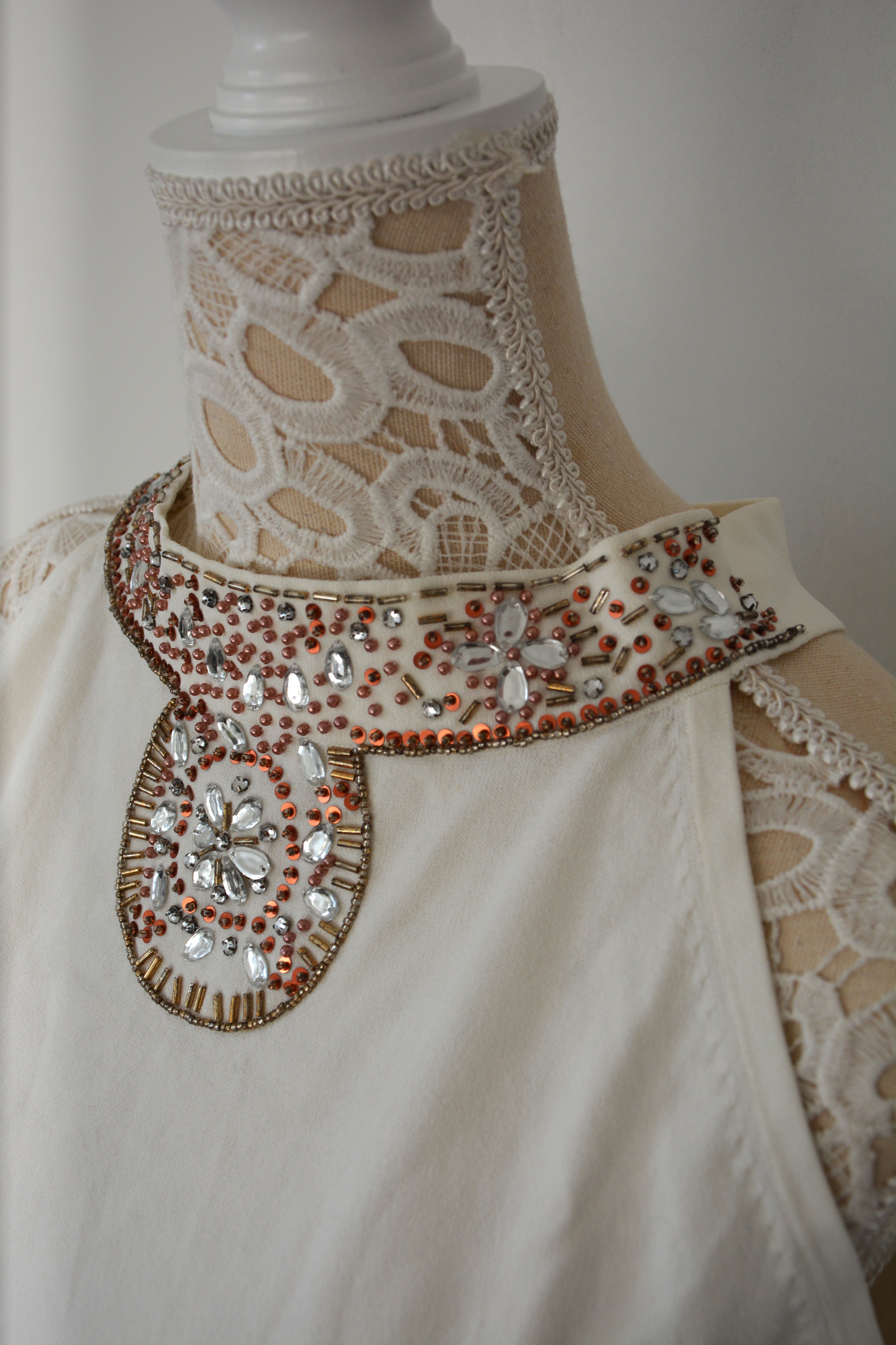 Top débardeur écru à strass