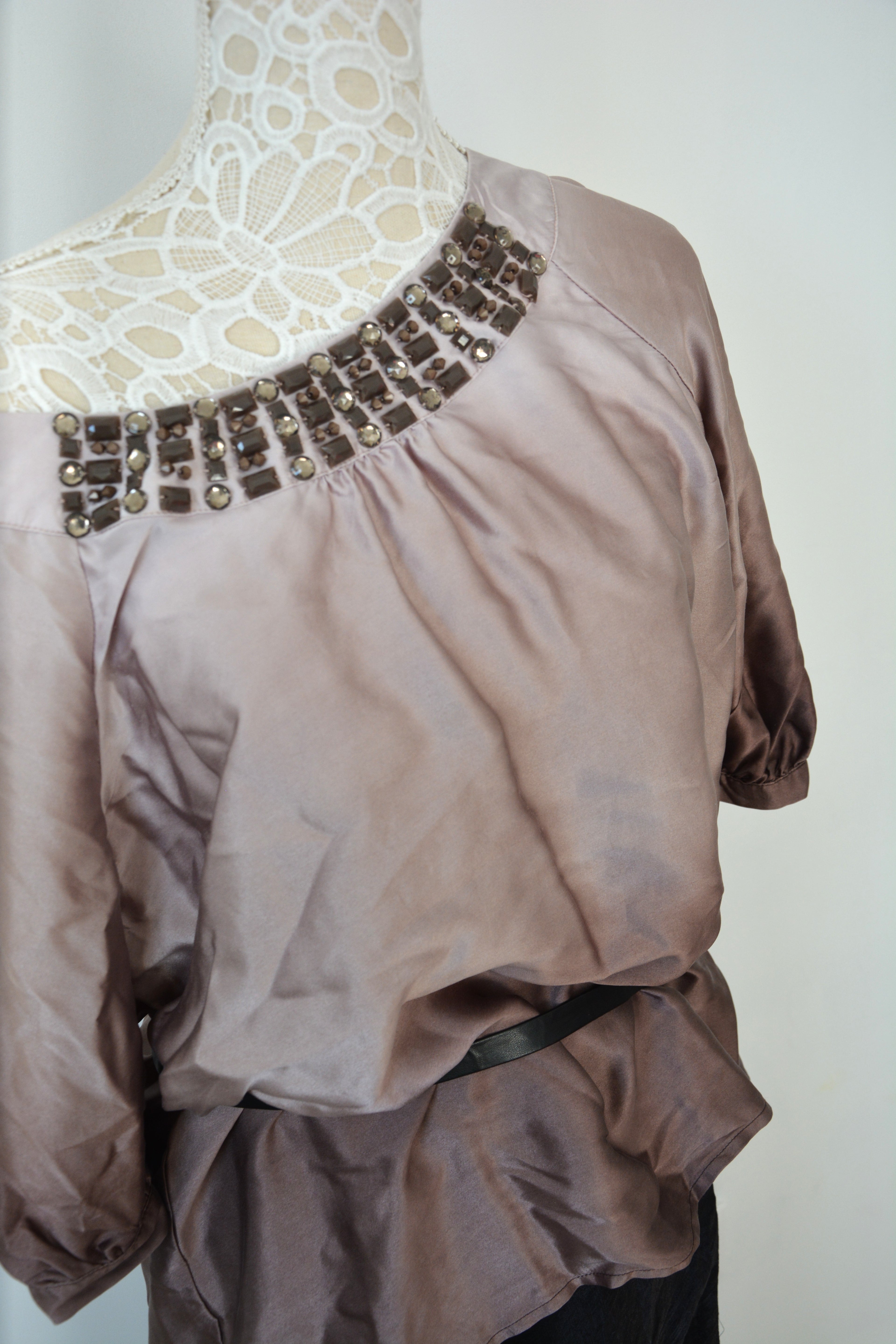 Top marron glacé en soie