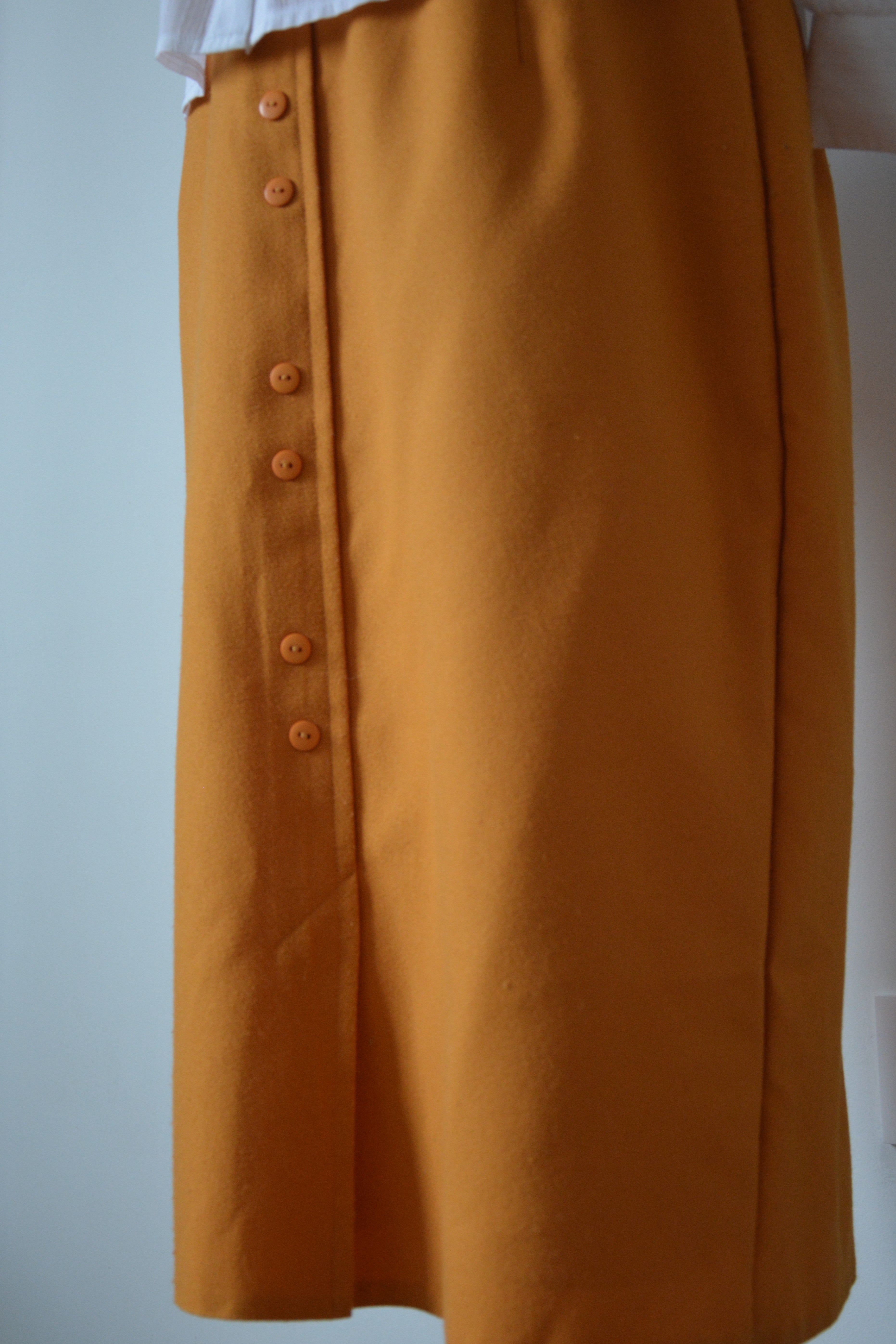 Jupe droite jaune moutarde