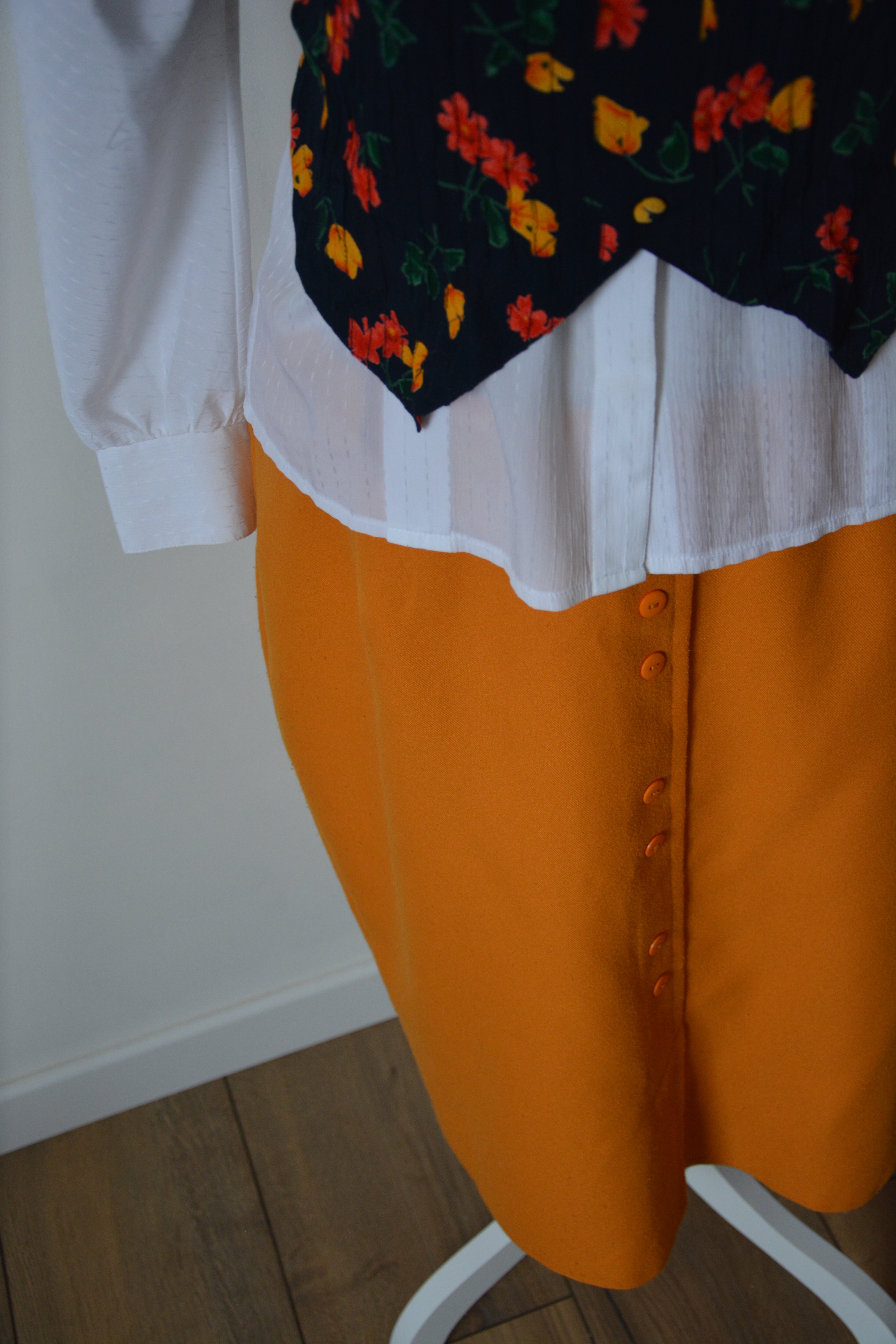 Jupe droite jaune moutarde