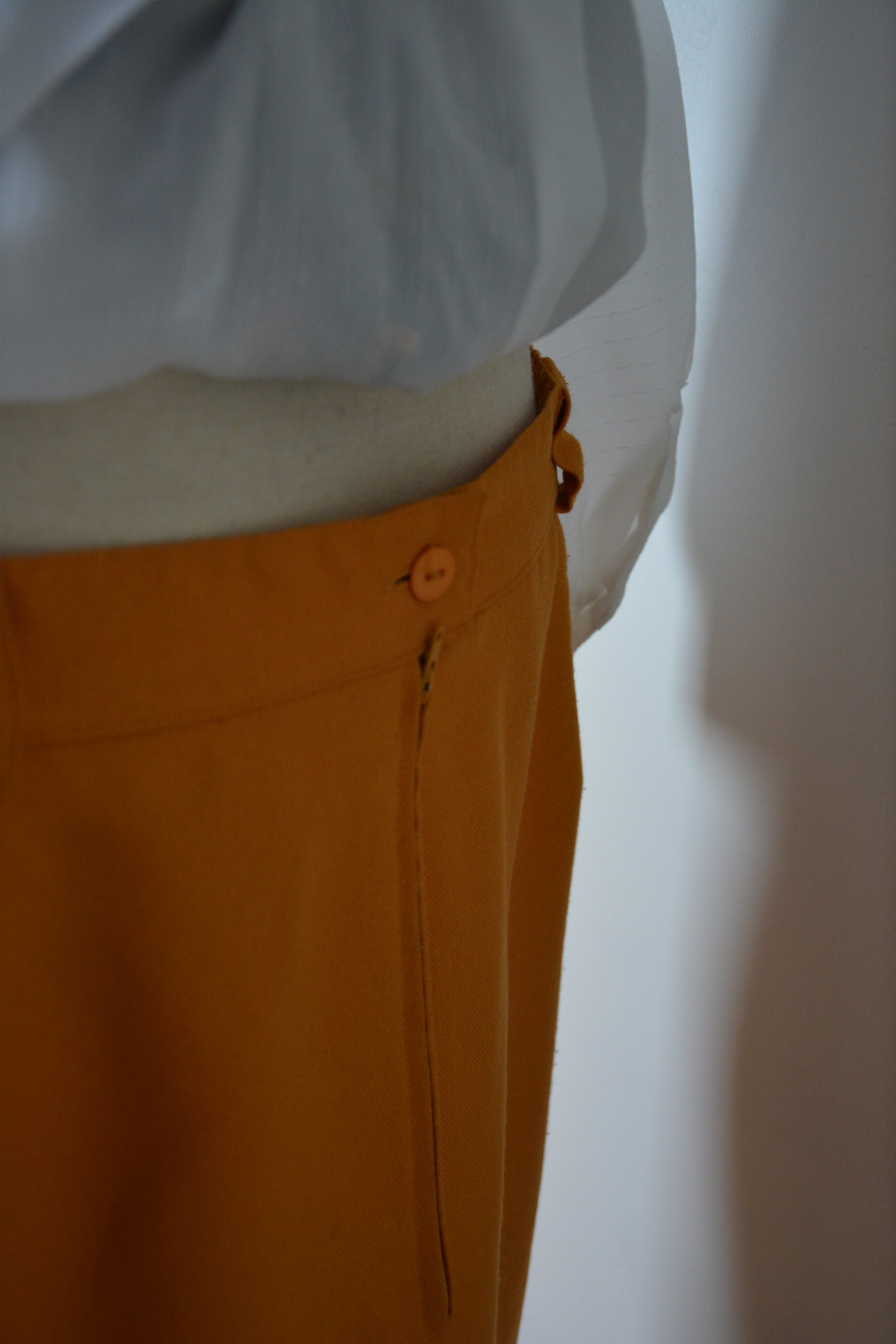 Jupe droite jaune moutarde