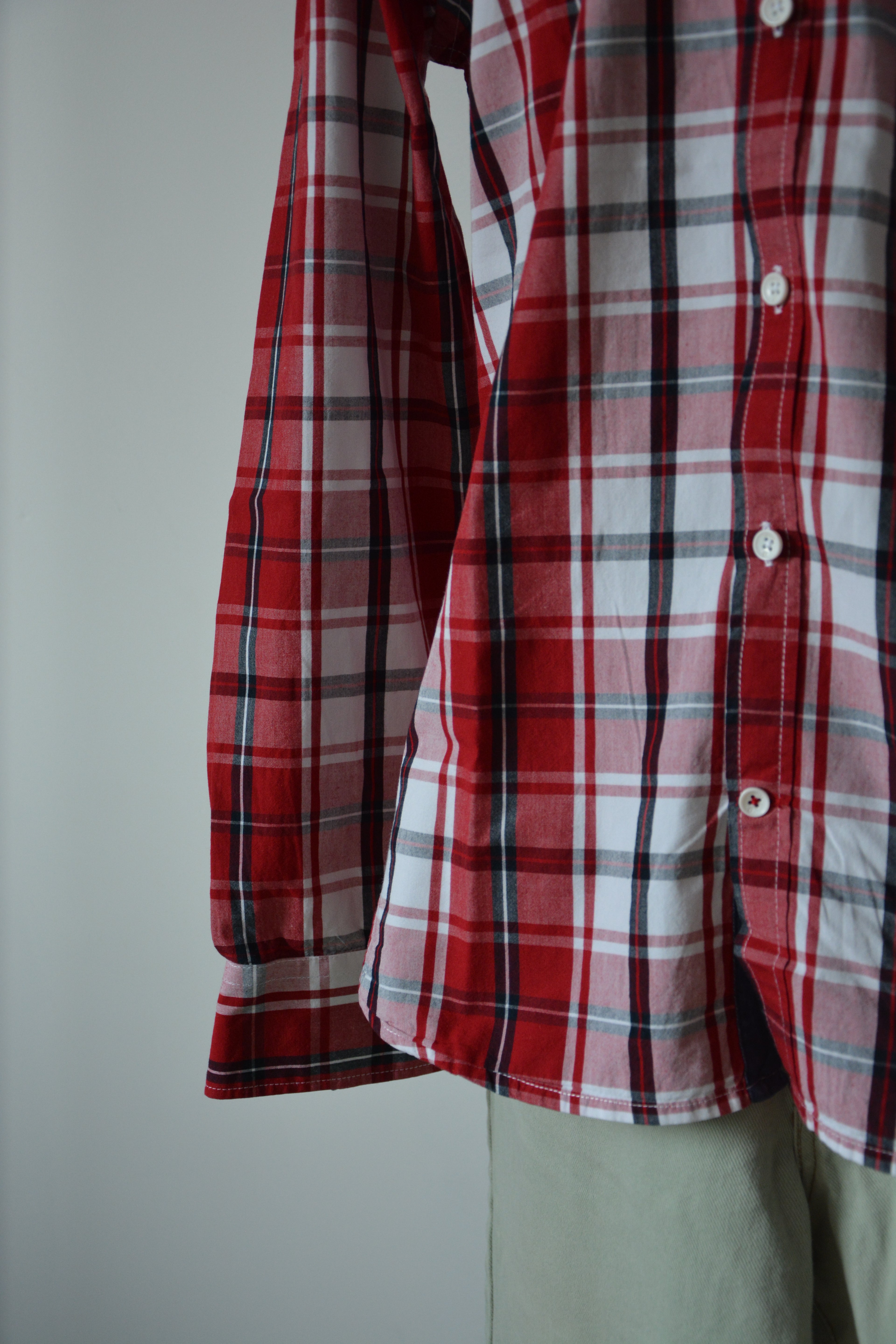 Chemise rouge à carreaux