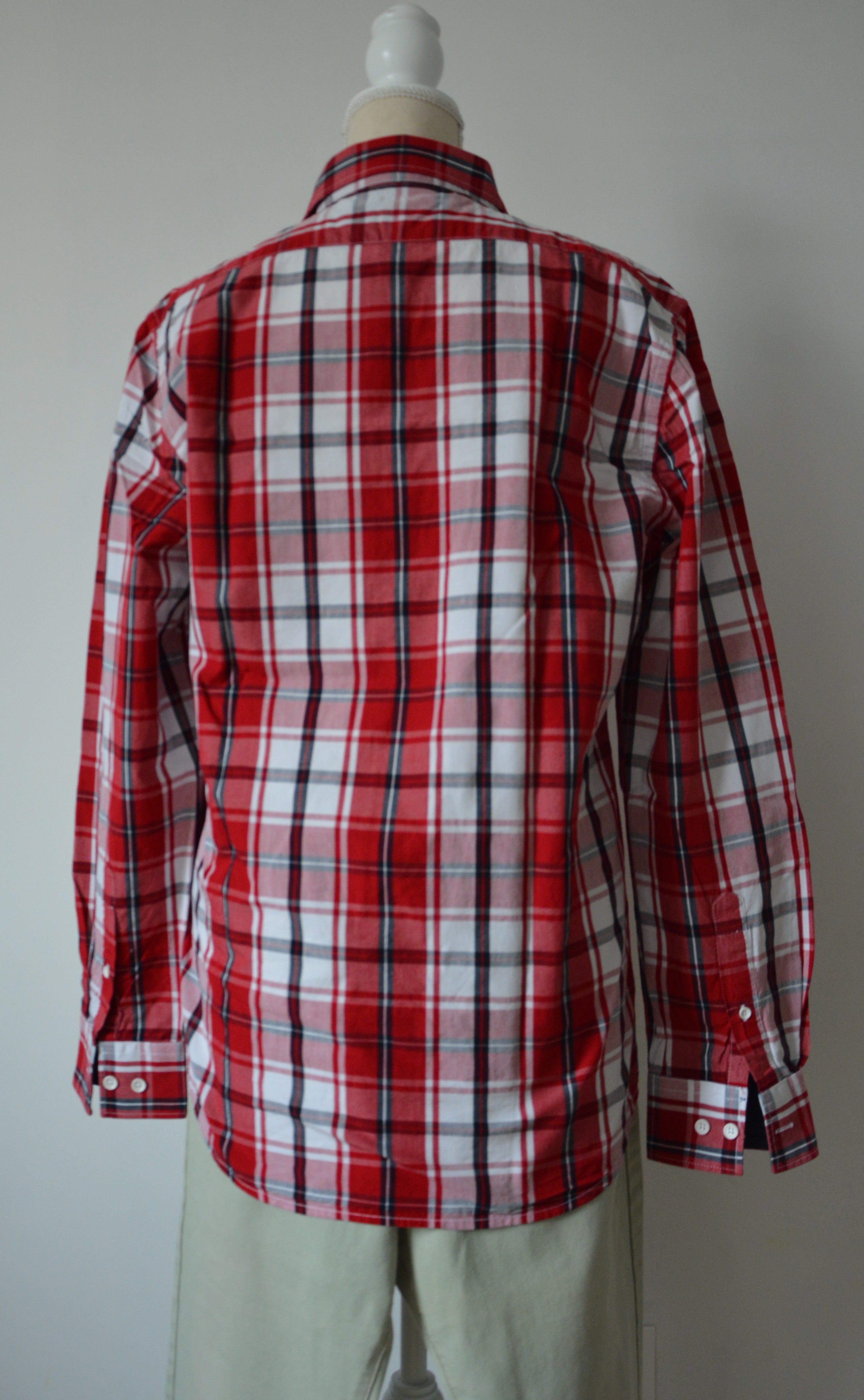 Chemise rouge à carreaux