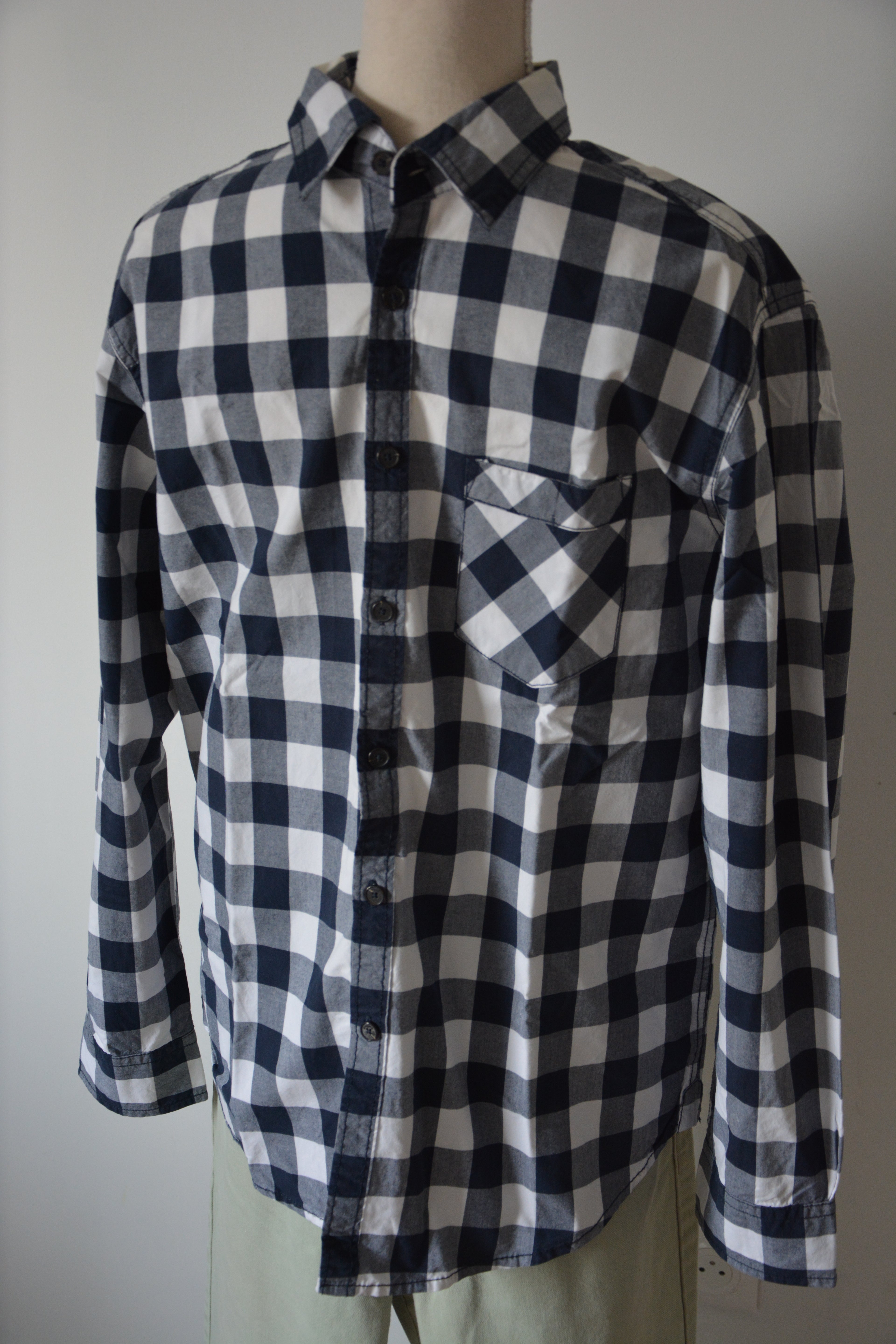 Chemise bleue marine à carreaux