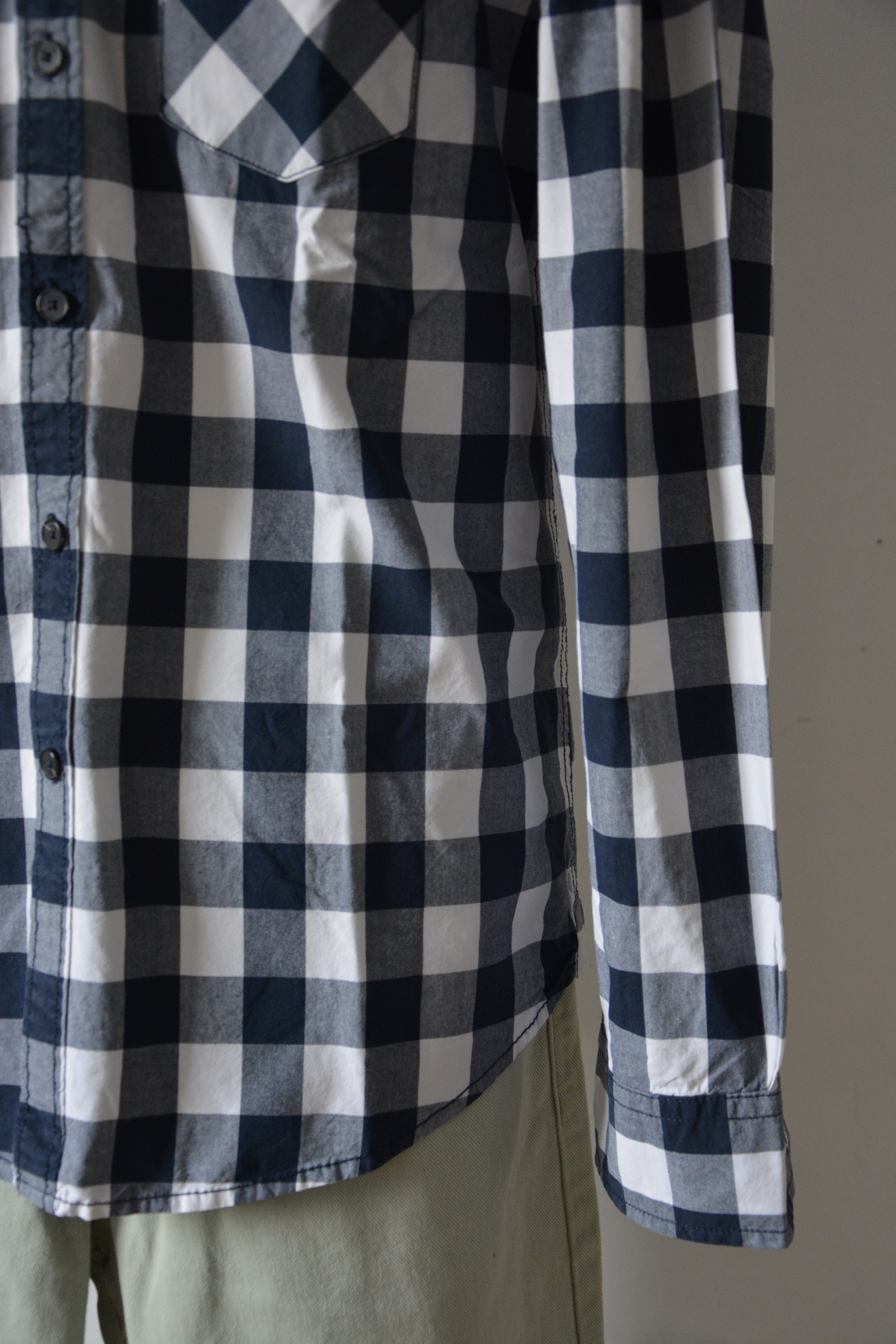 Chemise bleue marine à carreaux