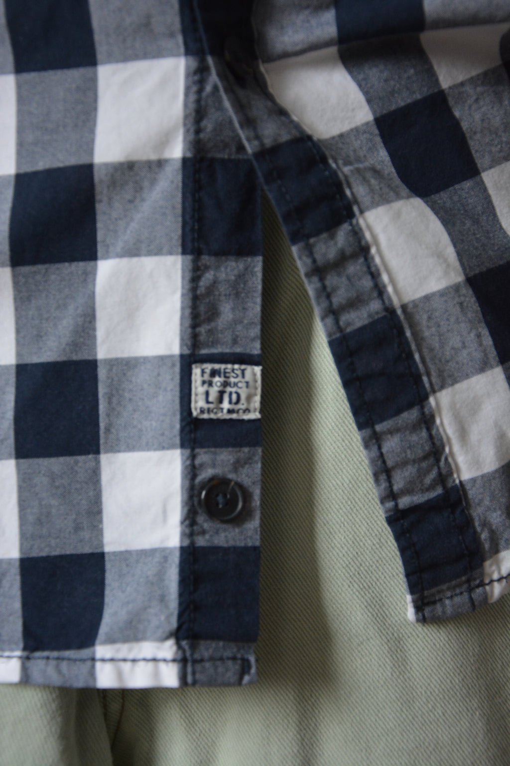 Chemise bleue marine à carreaux