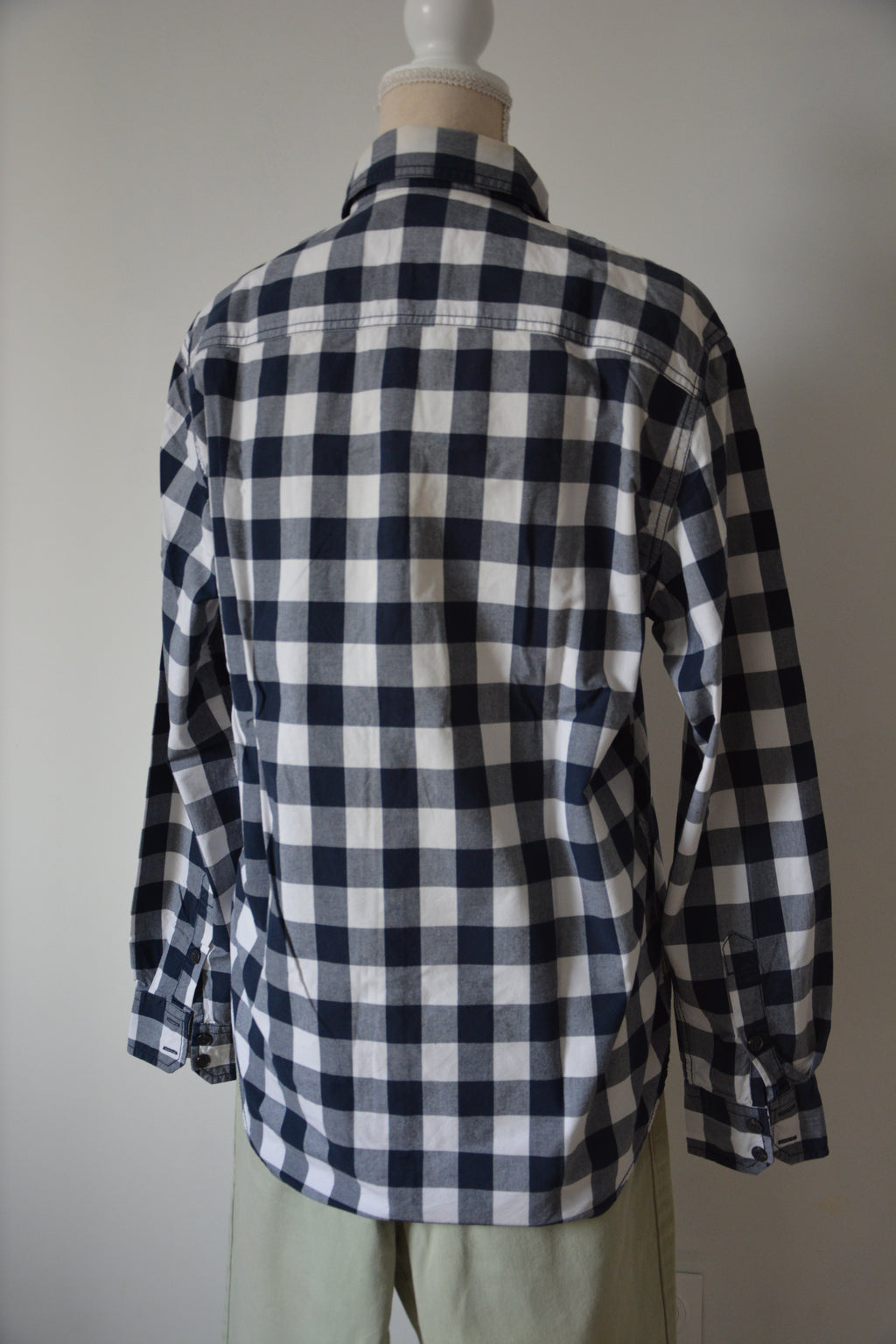 Chemise bleue marine à carreaux