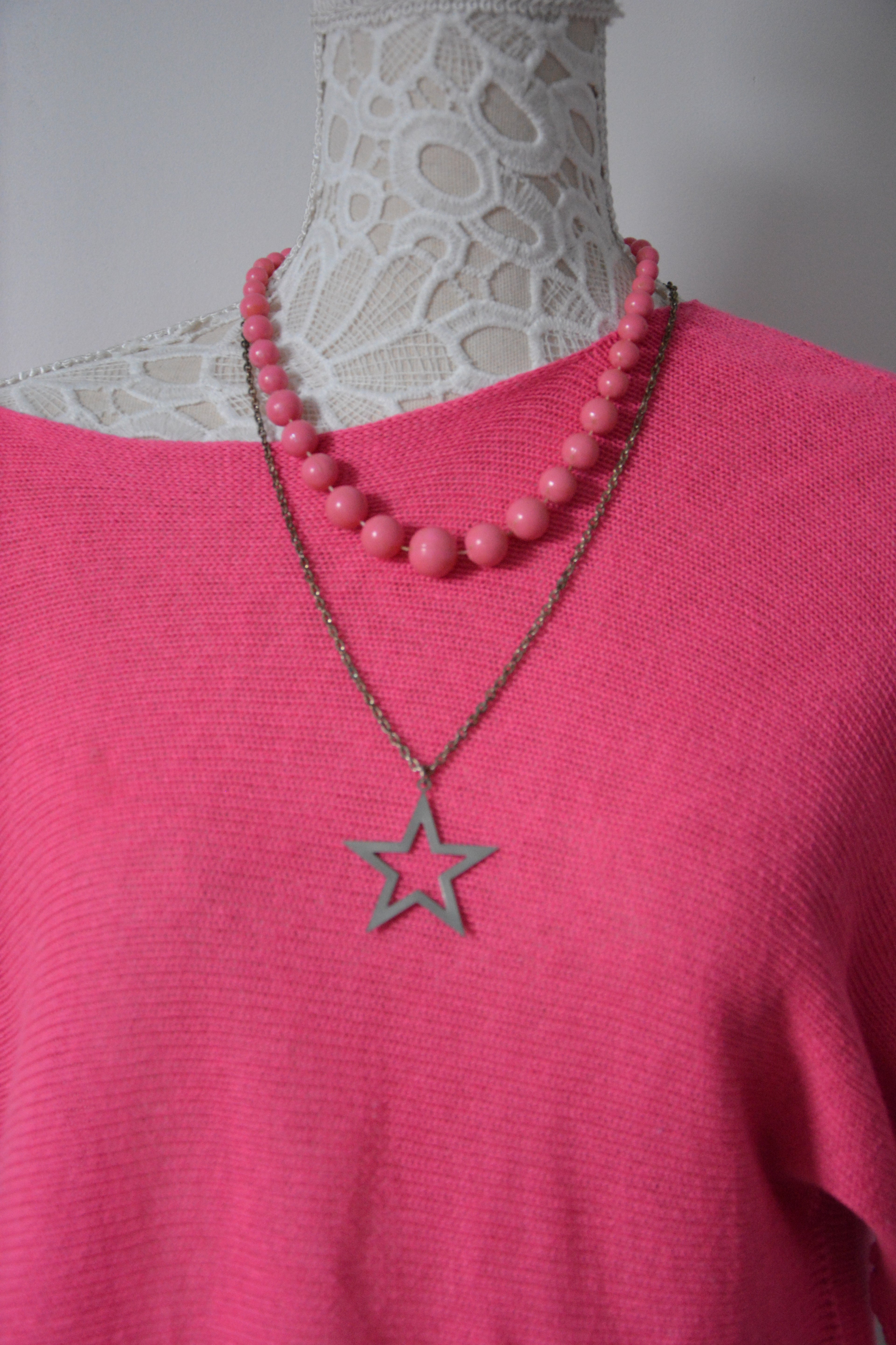 Top asymétrique rose fuchsia